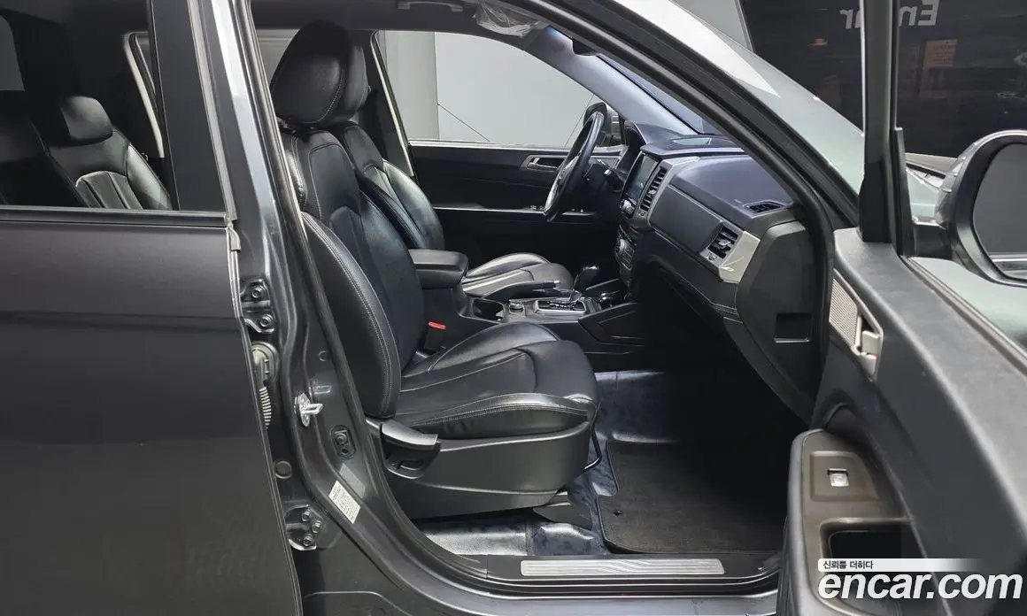 SsangYong Rexton 2018 2.2 автомат (гидро), фото 11 SsangYong Rexton 2018 2.2 автомат (гидро), фото 11