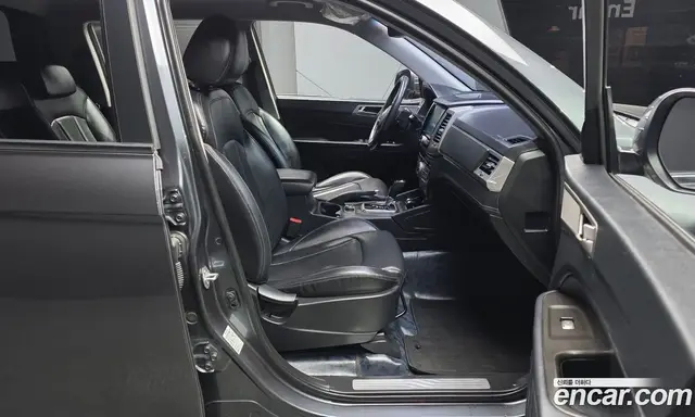 SsangYong Rexton 2018 2.2 автомат (гидро), миниатюра 11 SsangYong Rexton 2018 2.2 автомат (гидро), миниатюра 11