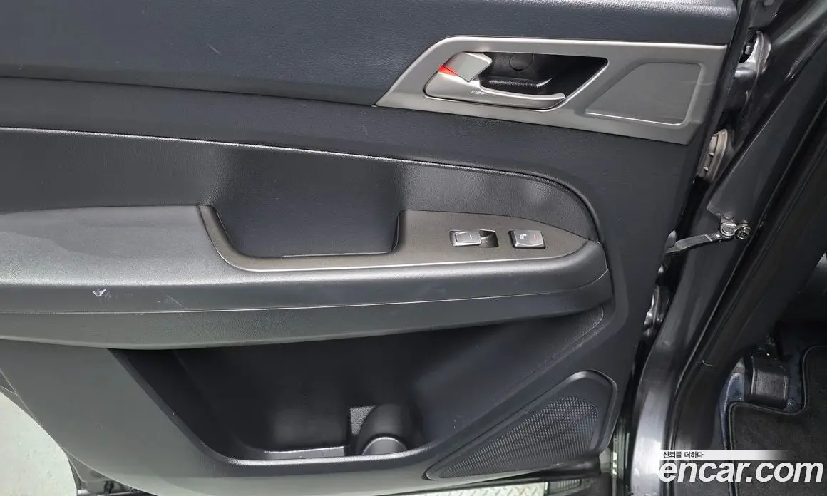 SsangYong Rexton 2018 2.2 автомат (гидро), фото 16 SsangYong Rexton 2018 2.2 автомат (гидро), фото 16