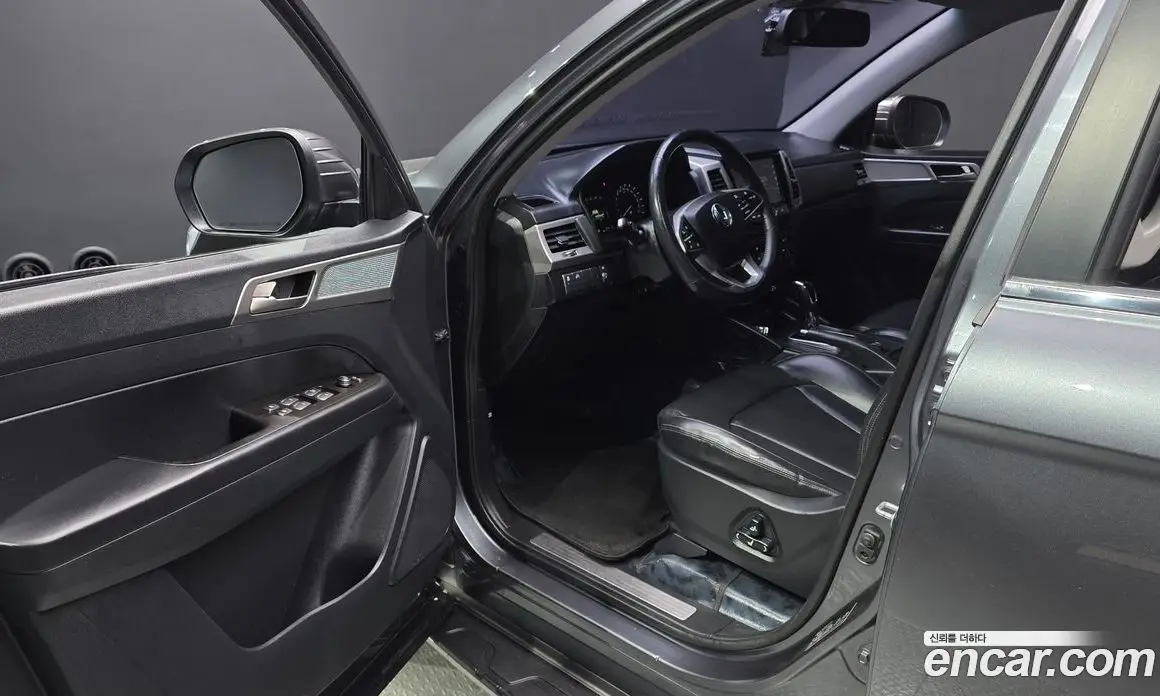 SsangYong Rexton 2018 2.2 автомат (гидро), фото 10 SsangYong Rexton 2018 2.2 автомат (гидро), фото 10