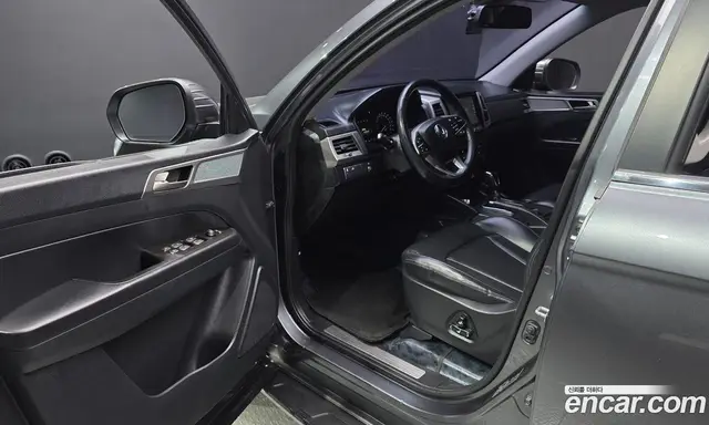 SsangYong Rexton 2018 2.2 автомат (гидро), миниатюра 10 SsangYong Rexton 2018 2.2 автомат (гидро), миниатюра 10