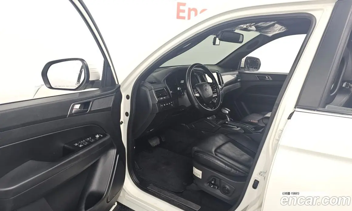 SsangYong Rexton 2022 2.2 автомат (гидро), фото 13