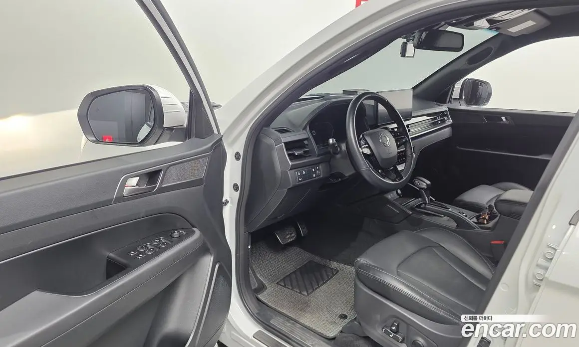 SsangYong Rexton 2023 2.2 автомат (гидро), фото 13