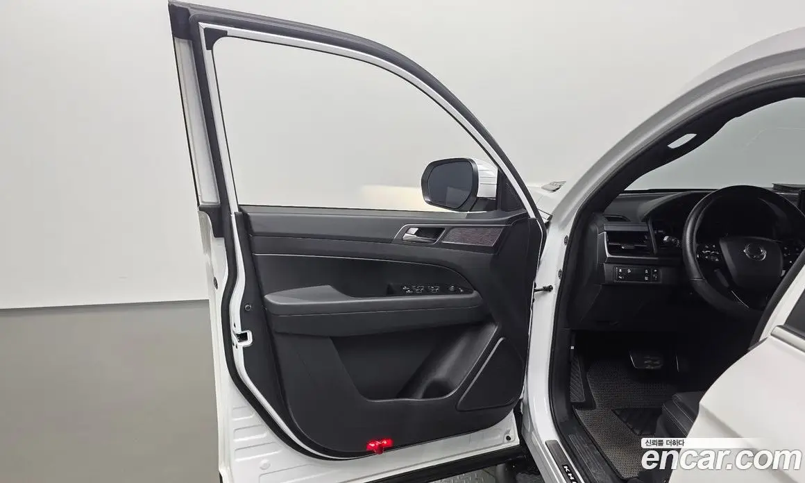 SsangYong Rexton 2023 2.2 автомат (гидро), фото 14