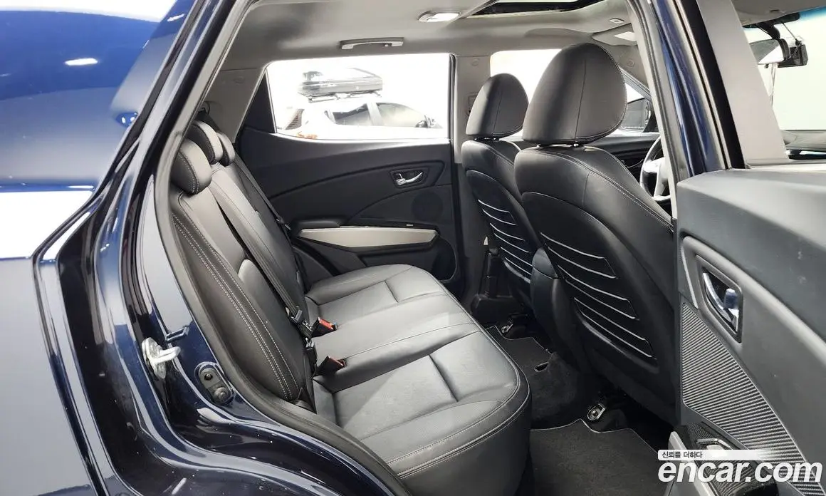 SsangYong TIBOLI 2015 1.6 автомат (гидро), фото 12 SsangYong TIBOLI 2015 1.6 автомат (гидро), фото 12