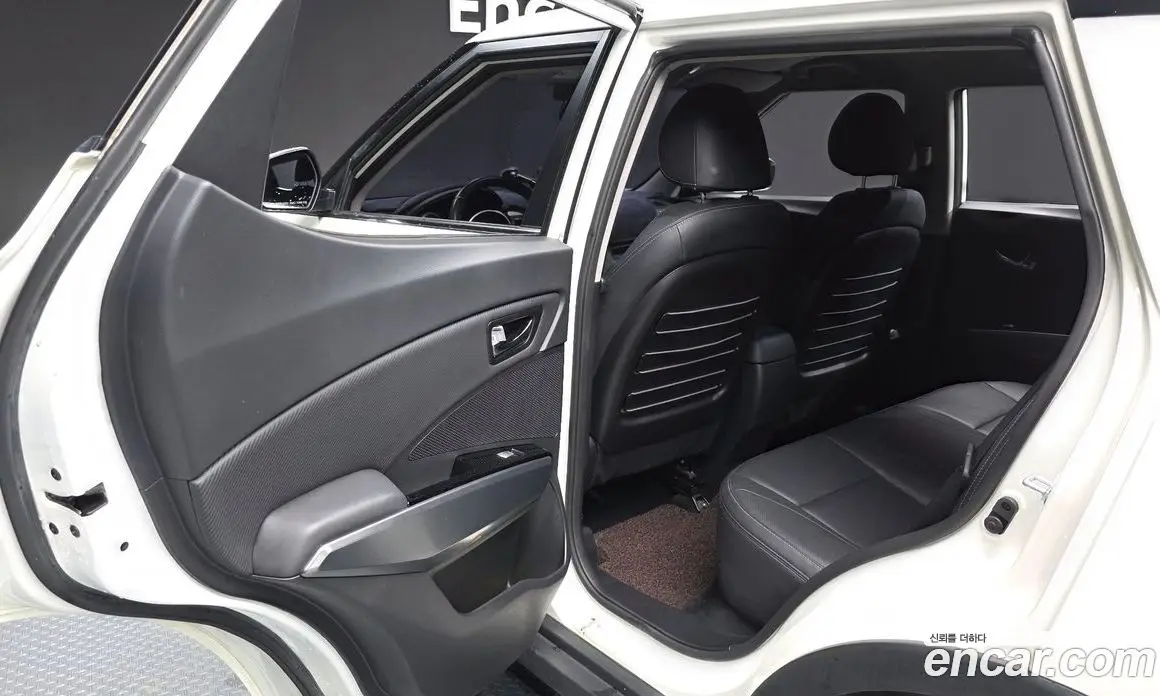 SsangYong TIBOLI 2018 1.6 автомат (гидро), фото 16
