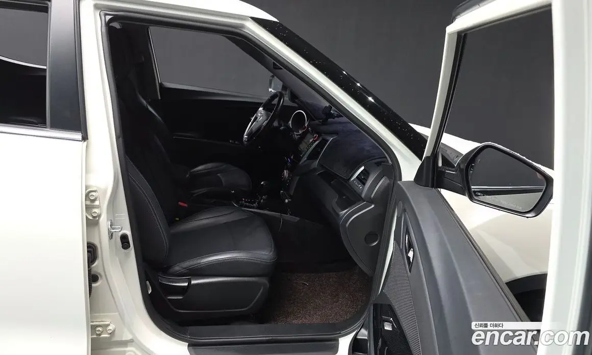 SsangYong TIBOLI 2018 1.6 автомат (гидро), фото 17