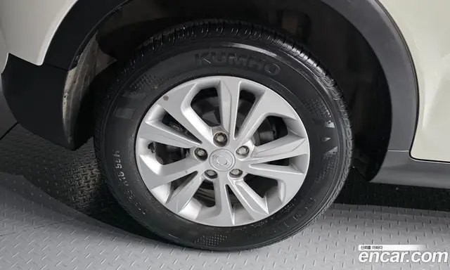 SsangYong TIBOLI 2019 1.5 автомат (гидро), миниатюра 5