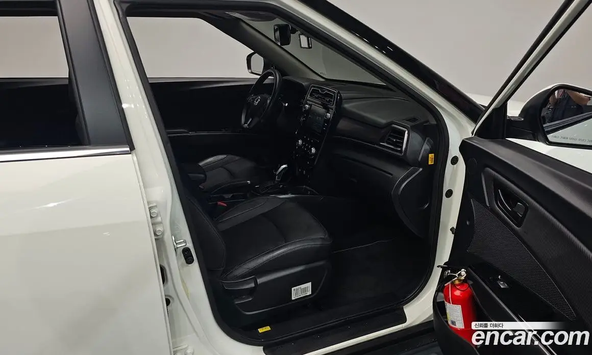 SsangYong TIBOLI 2020 1.6 автомат (гидро), фото 16