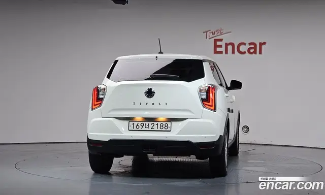 SsangYong TIBOLI 2020 1.6 автомат (гидро), миниатюра 3