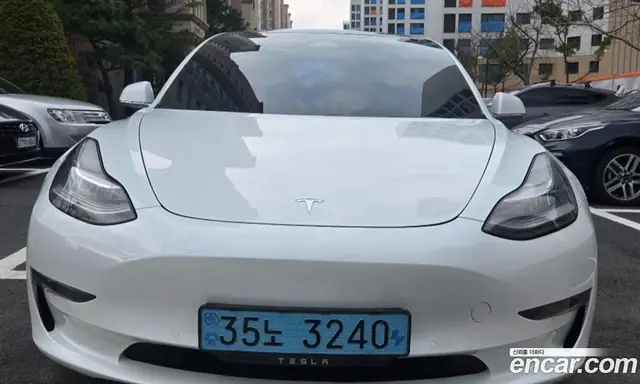 Tesla Model 3 2020 0.2 автомат (гидро), миниатюра 3