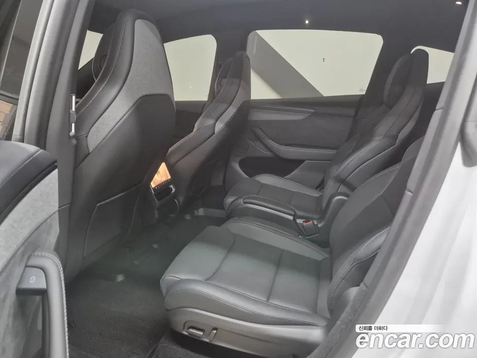 Tesla Model Y 2026 1.0 автомат (гидро), фото 12