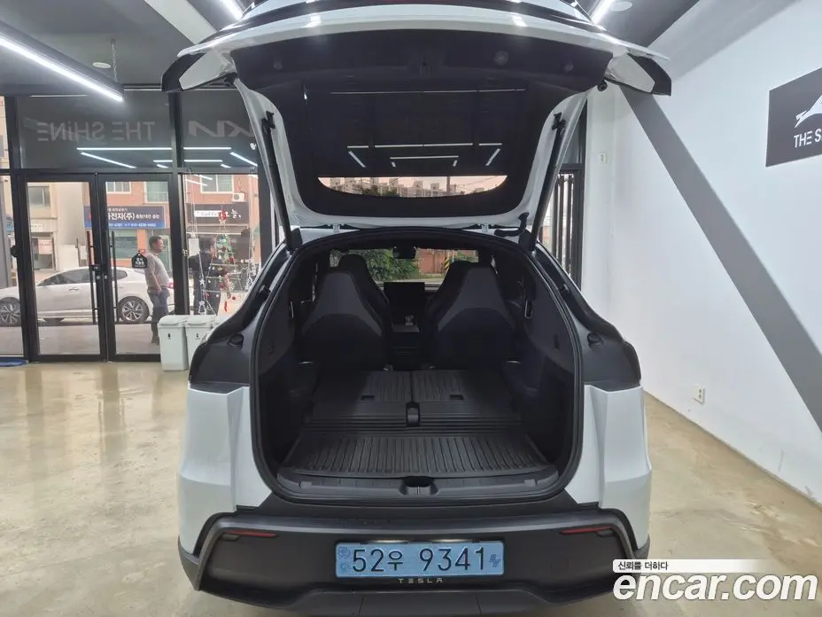 Tesla Model Y 2026 1.0 автомат (гидро), фото 13