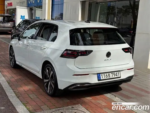 Volkswagen Golf 2026 2.0 автомат (гидро), миниатюра 5