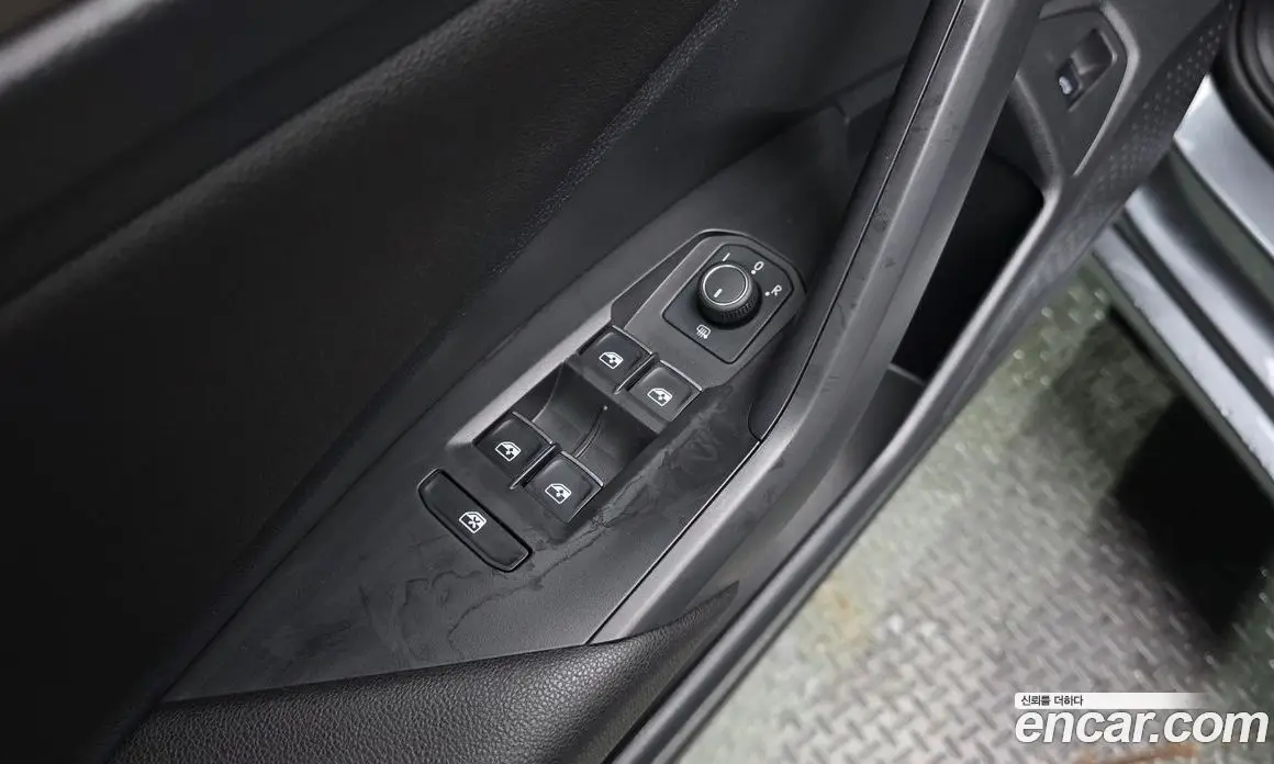 Volkswagen Jetta 2021 1.4 автомат (гидро), фото 27