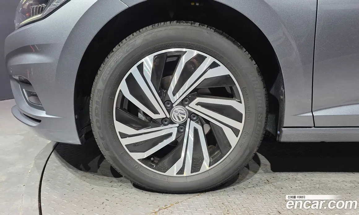 Volkswagen Jetta 2021 1.4 автомат (гидро), фото 4