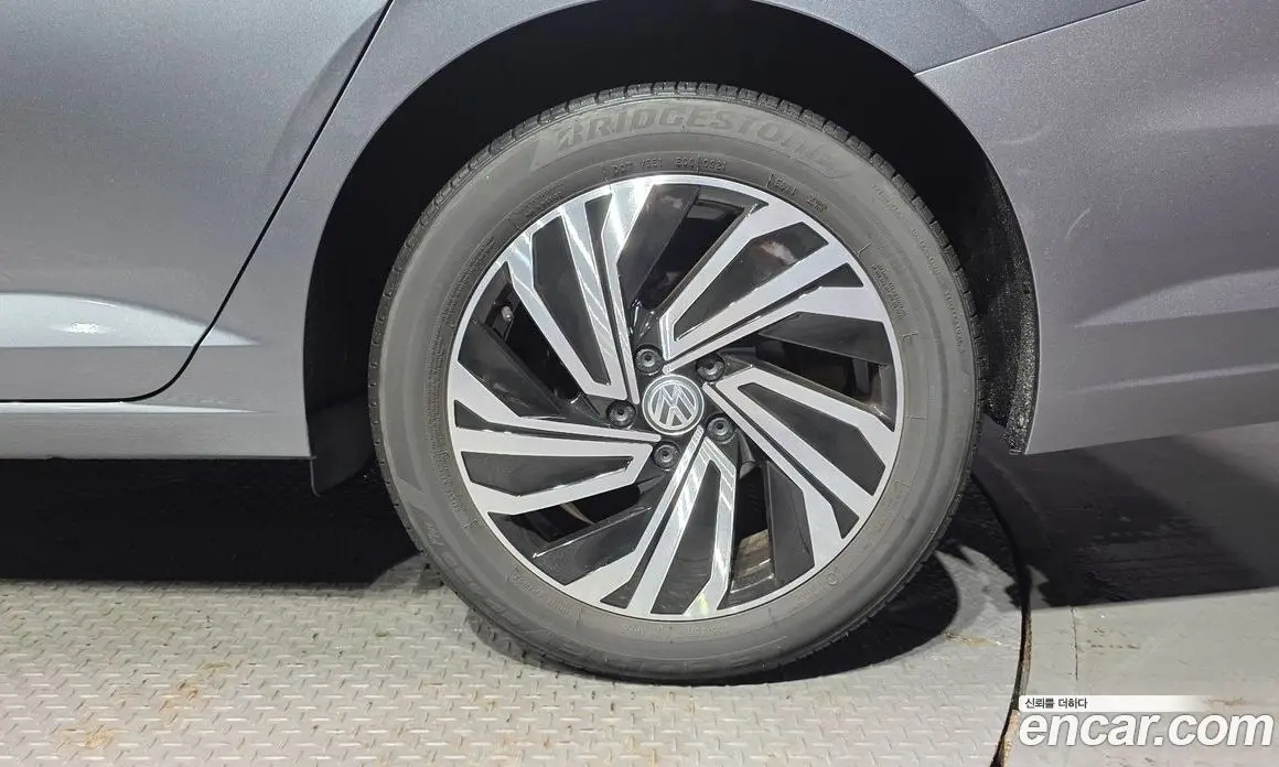 Volkswagen Jetta 2021 1.4 автомат (гидро), фото 6