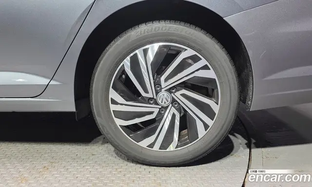 Volkswagen Jetta 2021 1.4 автомат (гидро), миниатюра 6