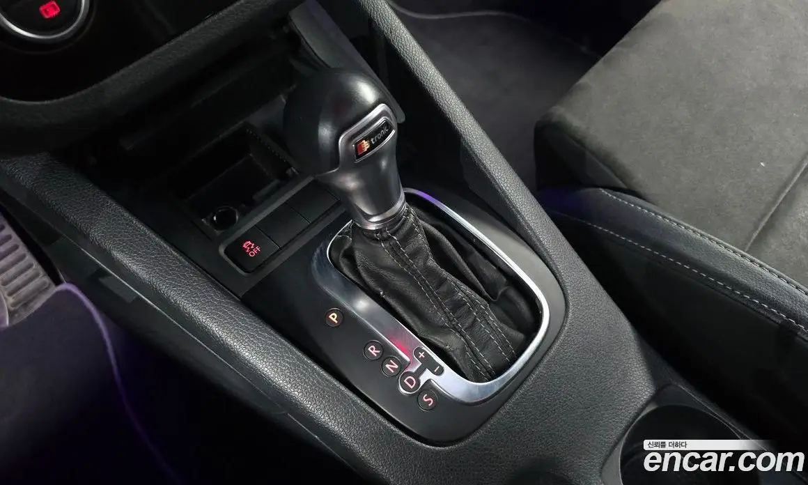 Volkswagen Scirocco 2013 2.0 автомат (гидро), фото 12