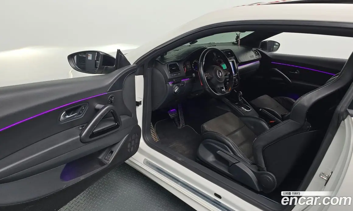 Volkswagen Scirocco 2013 2.0 автомат (гидро), фото 13