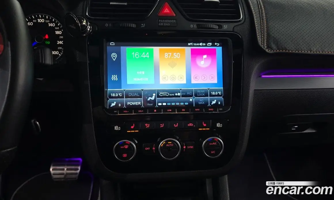 Volkswagen Scirocco 2013 2.0 автомат (гидро), фото 20
