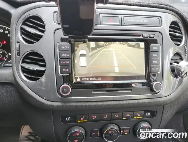 Volkswagen Tiguan 2016 2.0 автомат (гидро), миниатюра 11
