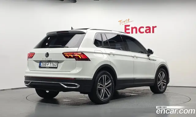 Volkswagen Tiguan 2023 2.0 автомат (гидро), миниатюра 2