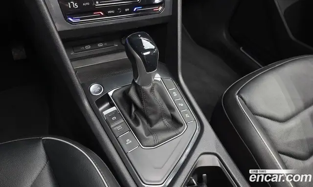 Volkswagen Tiguan 2023 2.0 автомат (гидро), миниатюра 12