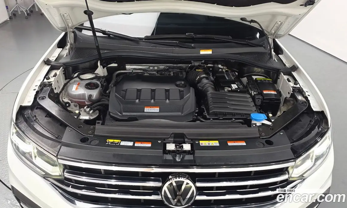 Volkswagen Tiguan 2023 2.0 автомат (гидро), фото 6