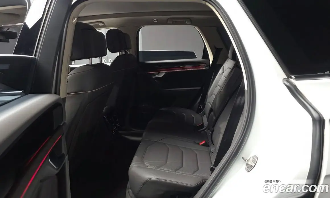 Volkswagen Touareg 2023 3.0 автомат (гидро), фото 18