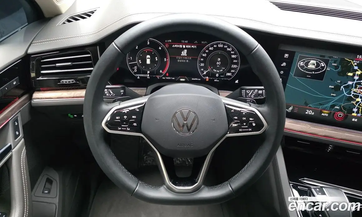Volkswagen Touareg 2023 3.0 автомат (гидро), фото 19