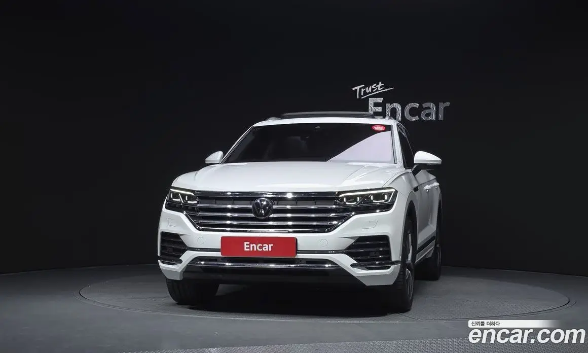 Volkswagen Touareg 2023 3.0 автомат (гидро), фото 3