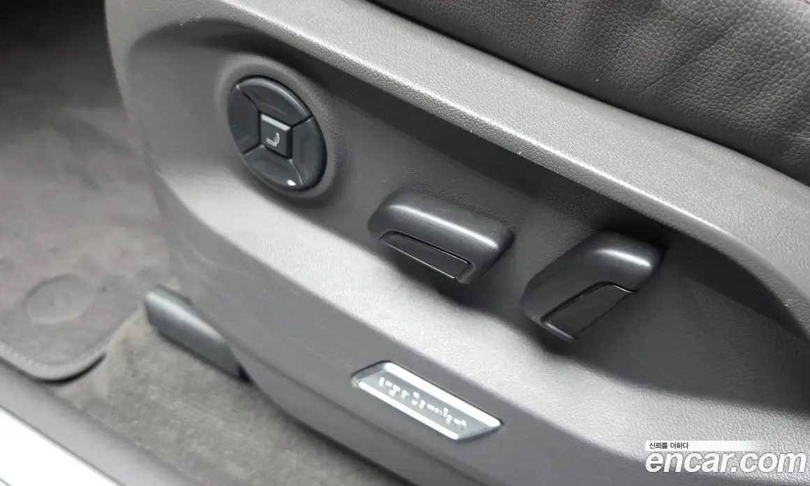 Volkswagen Touareg 2023 3.0 автомат (гидро), фото 32