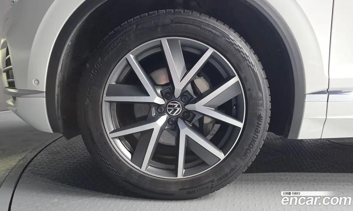 Volkswagen Touareg 2023 3.0 автомат (гидро), фото 5