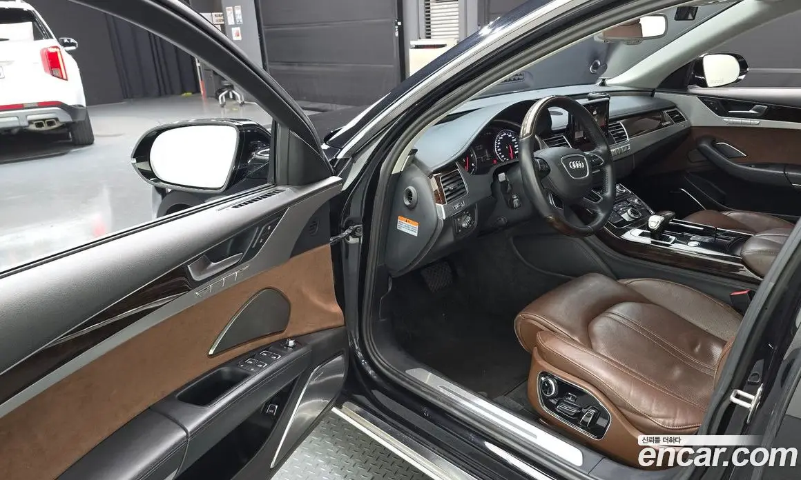 Audi A8 2014 4.0 автомат (гидро), фото 10