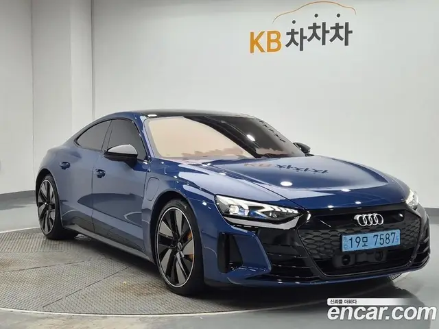 Audi e-tron GT 2022 0.1 автомат (гидро), миниатюра 4