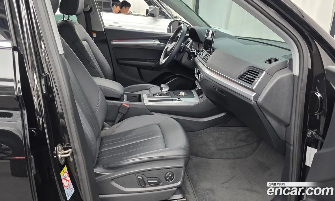 Audi Q5 2021 2.0 автомат (гидро), фото 16