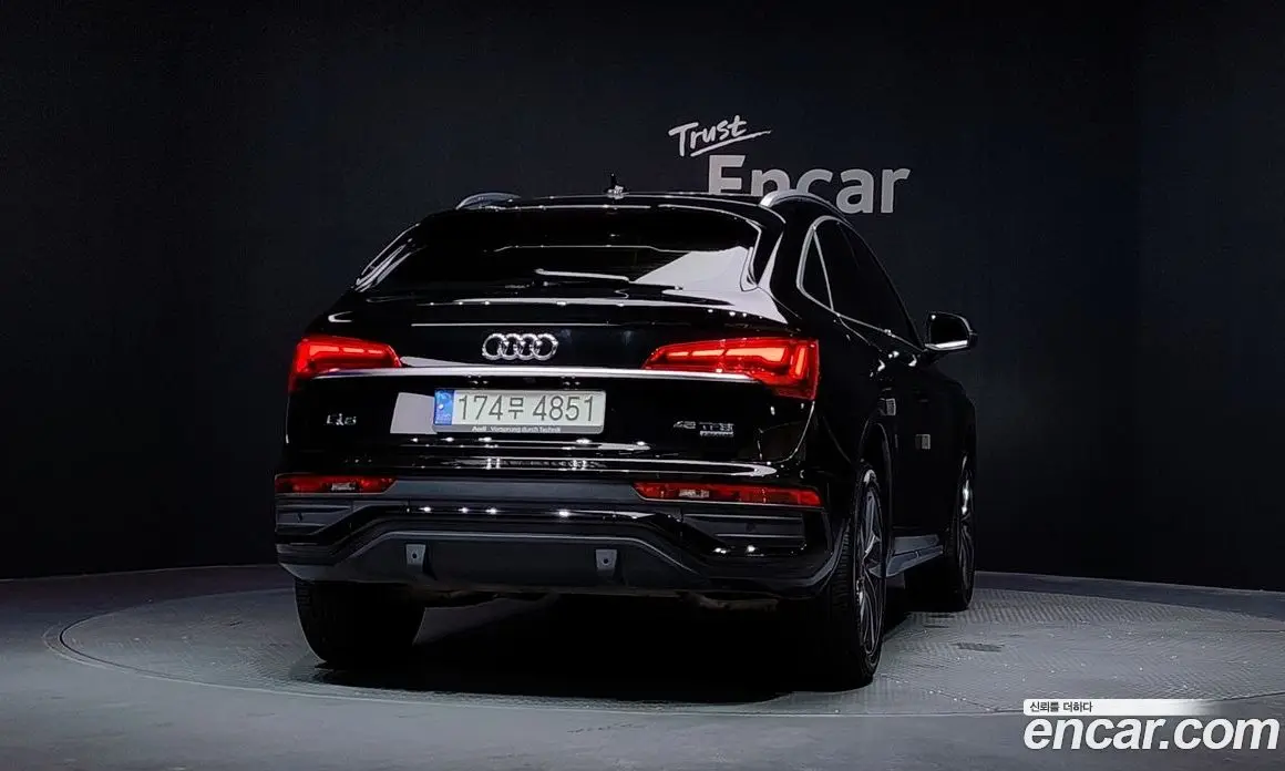 Audi Q5 2021 2.0 автомат (гидро), фото 4