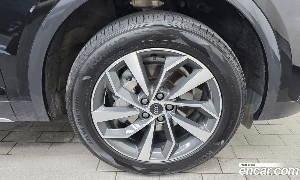 Audi Q5 2021 2.0 автомат (гидро), фото 7