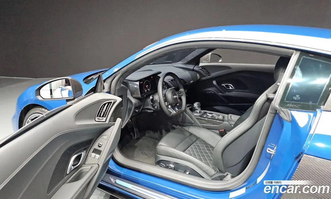 Audi R8 2021 5.2 автомат (гидро), фото 13