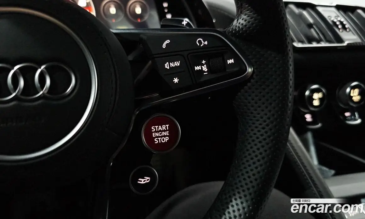 Audi R8 2021 5.2 автомат (гидро), фото 21