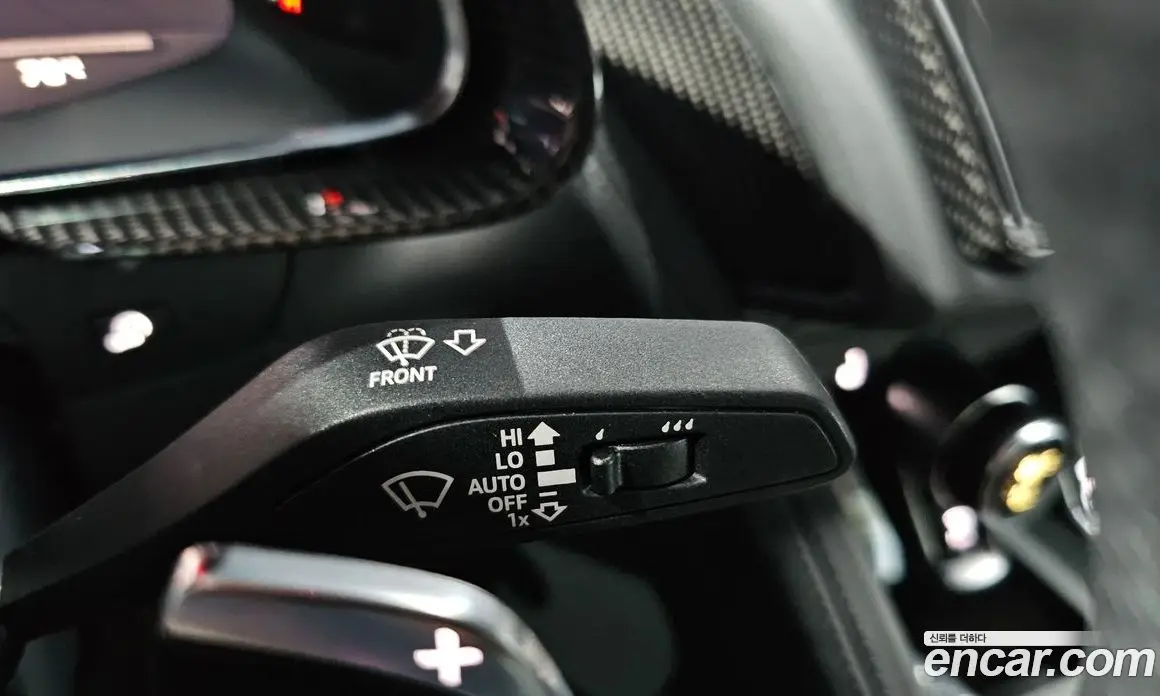 Audi R8 2021 5.2 автомат (гидро), фото 26