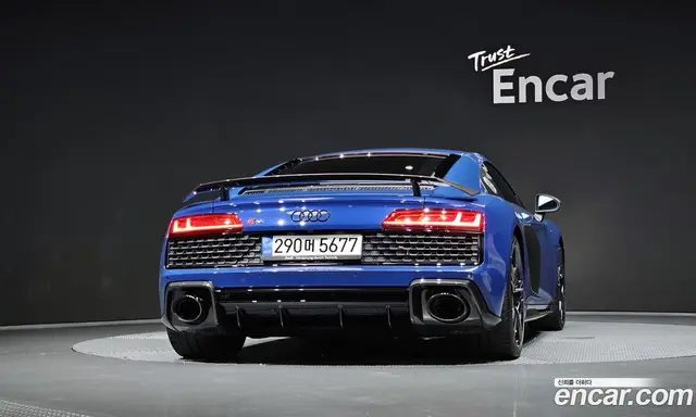 Audi R8 2021 5.2 автомат (гидро), миниатюра 4
