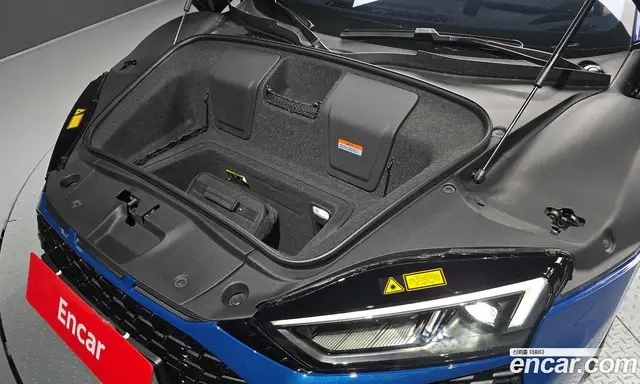 Audi R8 2021 5.2 автомат (гидро), миниатюра 6