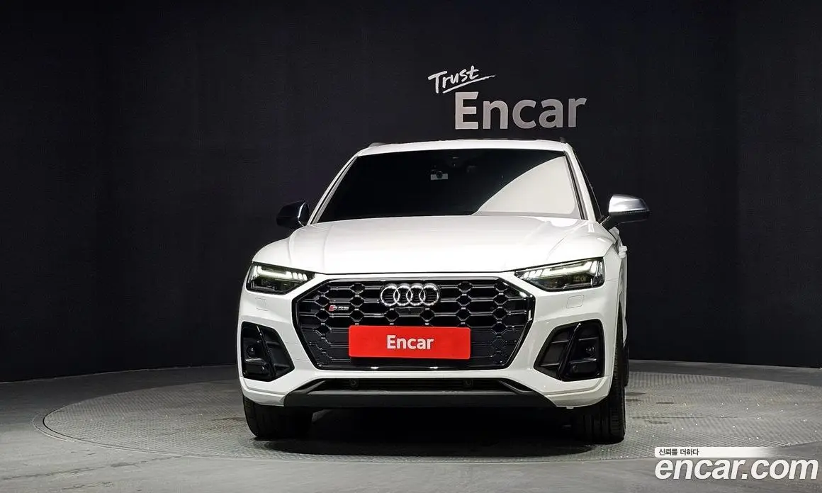 Audi SQ5 2021 3.0 автомат (гидро), фото 3