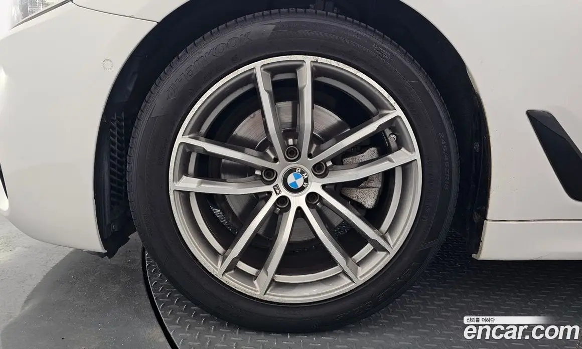 BMW 5 серия 2017 2.0 автомат (гидро), фото 5