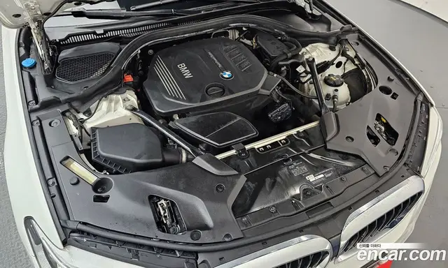 BMW 5 серия 2017 2.0 автомат (гидро), миниатюра 6