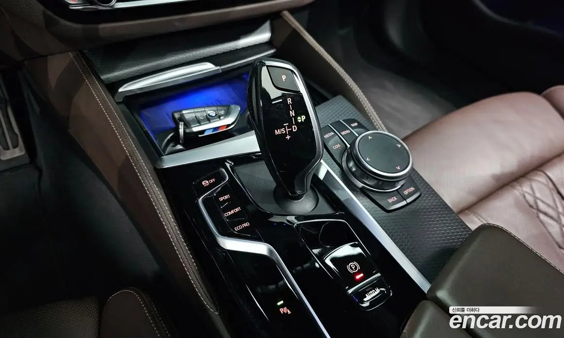 BMW 5 серия 2022 2.0 автомат (гидро), фото 9