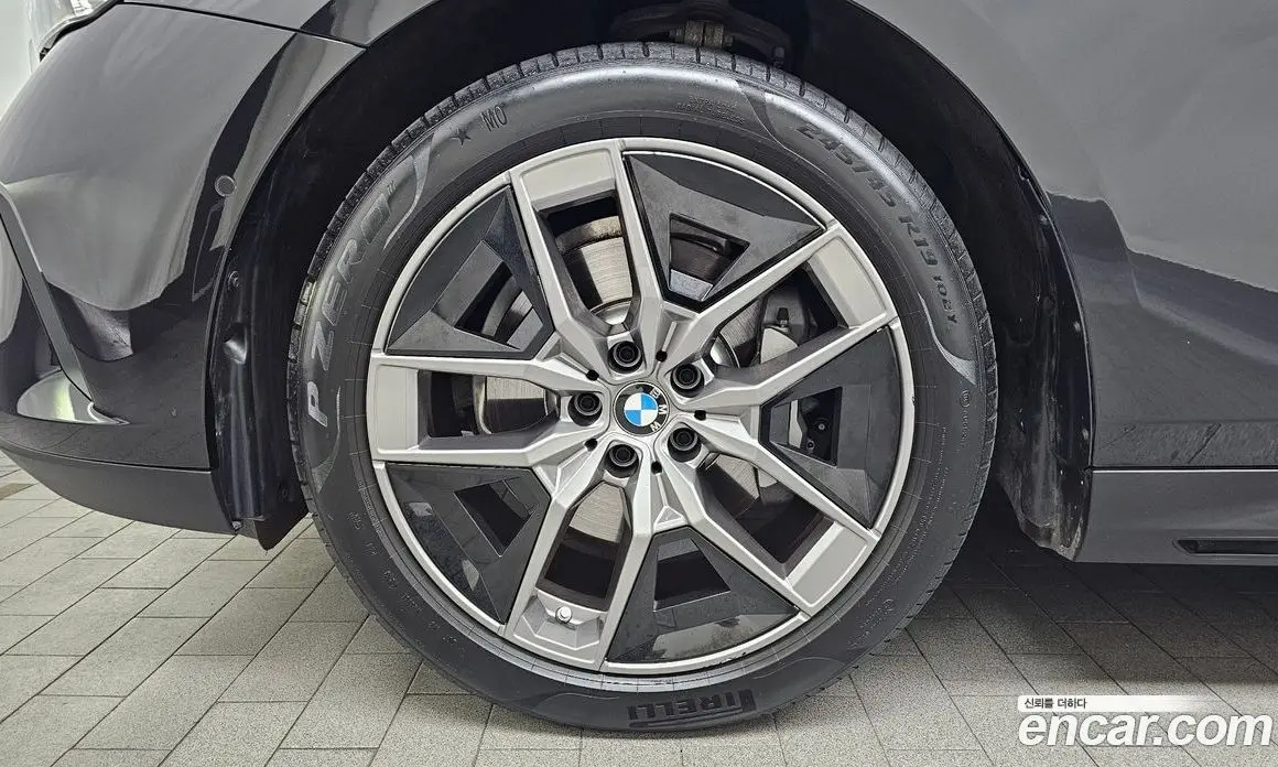 BMW 5 серия 2023 2.0 автомат (гидро), фото 4