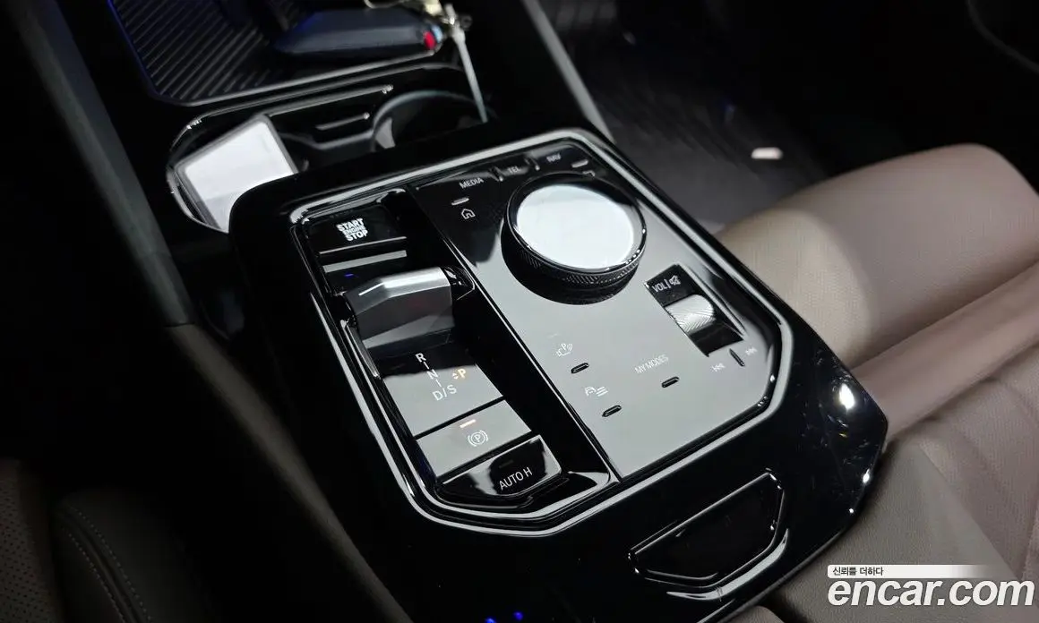 BMW 5 серия 2024 2.0 автомат (гидро), фото 12